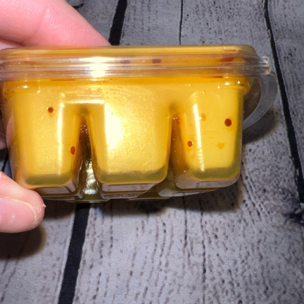 Scentsy‎ Discontinued Apple Butter Frosting Wax Warmer Bar - Picture 4 of 4